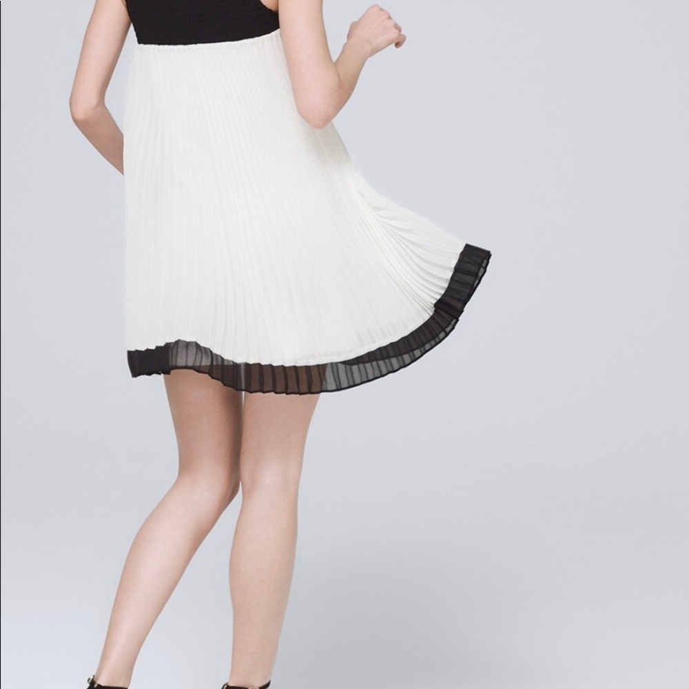 White House Black Market halter high neck pleated dress- ecru/ black Size 8